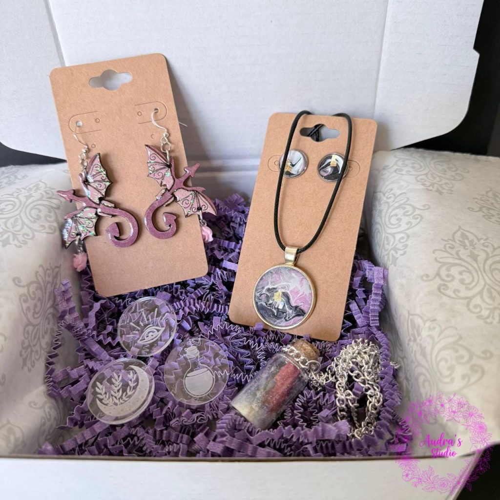 Rose and Dragon Love Box